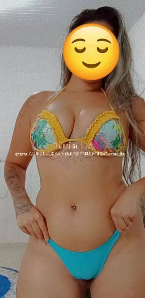 Alyce Morena Sensual