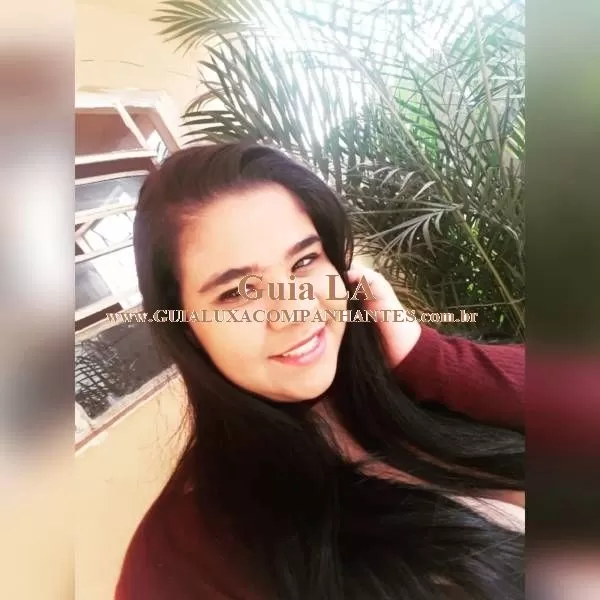 Beatriz Acompanhante Gordinha