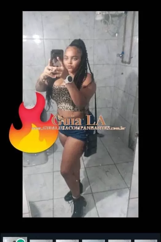 Debora Souza