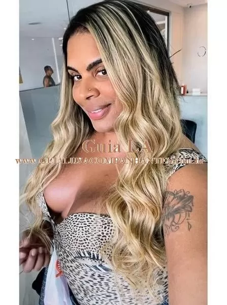 Loira Dotada