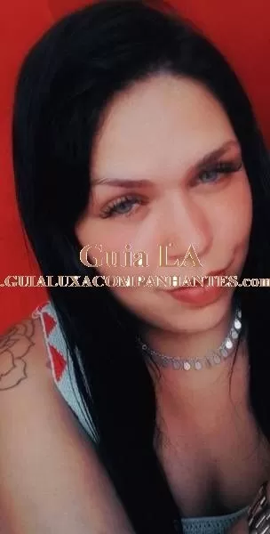 May Pimenta Morena Olhos Claros