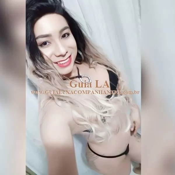 Danyela Blond