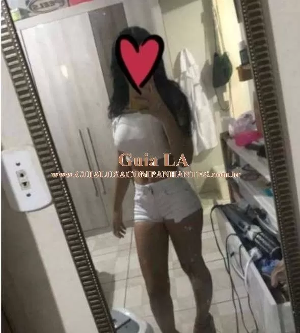Brenda Ninfetinha