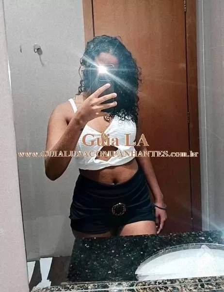 Morena Do Mal