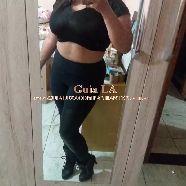 Aline Ferraz