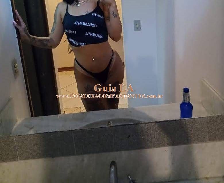 Garotas de programa Morena Tatuada